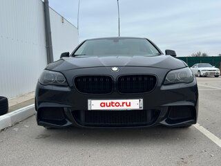 2013 BMW 5 серии 520i VI (F10/F11/F07), чёрный, 2300000 рублей, вид 2