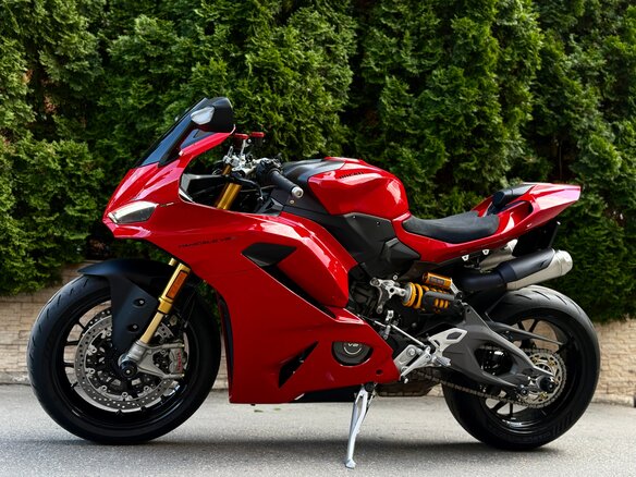 2025 Ducati Panigale V2, красный, 1799999 рублей - вид 2