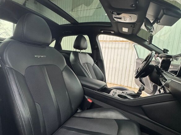 2022 Kia K5 III, белый, 2600000 рублей - вид 8