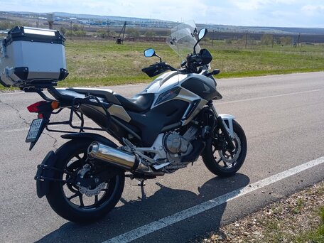 2012 Honda NC 700X, серебристый, 440000 рублей, вид 4