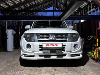 2013 Mitsubishi Pajero IV Рестайлинг 1, белый, 3250000 рублей, вид 3