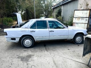 1986 Mercedes-Benz W124 250, коричневый, 350000 рублей, вид 3