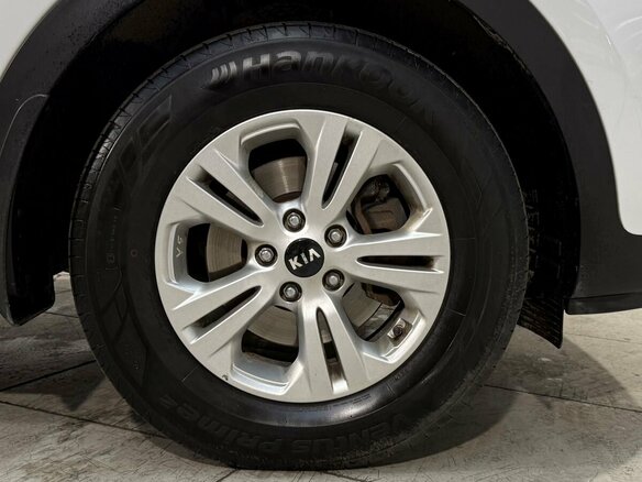 2017 Kia Sportage IV, белый, 1799800 рублей - вид 5