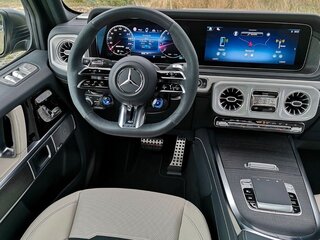 2026 Mercedes-Benz G-Класс AMG 63 AMG II (W465) Рестайлинг, золотистый, 31000000 рублей, вид 4