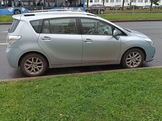 2011 Toyota Verso I, голубой, 750000 рублей, вид 2