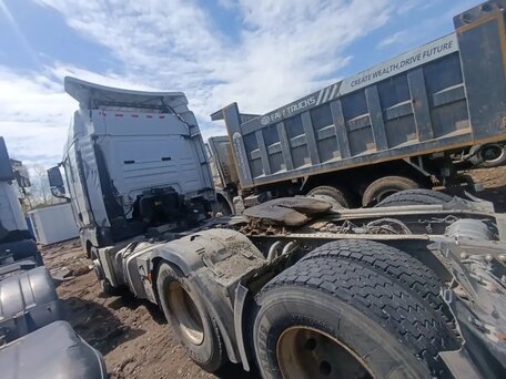 2023 Sinotruk Sitrak C7H, белый, 3720000 рублей, вид 5