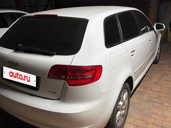 2012 Audi A3 II (8P) Рестайлинг 2, белый - вид 2