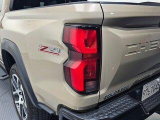 2024 Chevrolet Colorado III, серый, 5624338 рублей, вид 3