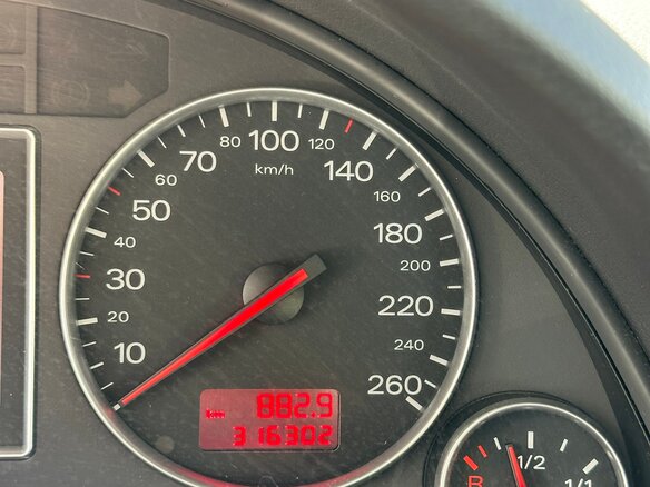 2002 Audi A4 II (B6), синий, 450000 рублей - вид 5