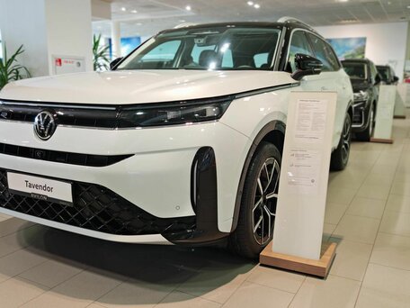 2026 Volkswagen Tavendor I Рестайлинг, белый, 6090000 рублей, вид 1