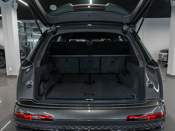 2026 Audi Q7 50 TDI II (4M) Рестайлинг 2, серый, 14670000 рублей - вид 29