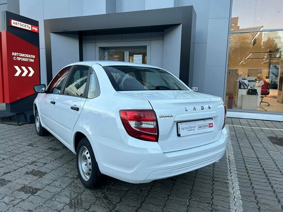 2024 Lada (ВАЗ) Granta I Рестайлинг, белый, 698750 рублей - вид 17