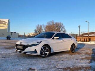 2020 Hyundai Avante VII, белый, 2500000 рублей, вид 1
