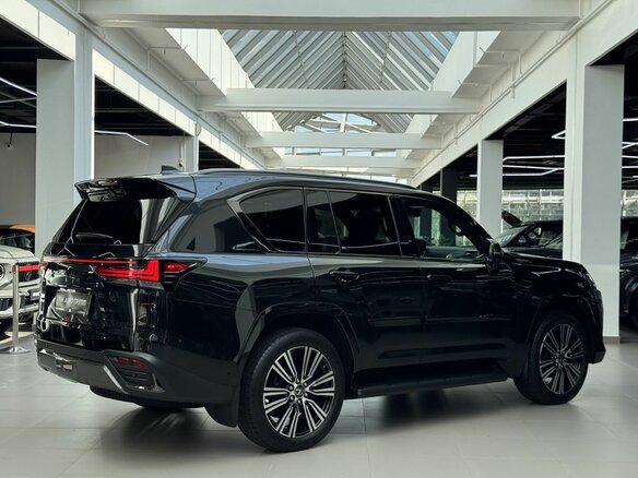2025 Lexus LX 700h IV, чёрный, 19770000 рублей - вид 11