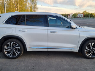 2023 Geely Monjaro I, белый, 2900000 рублей, вид 2