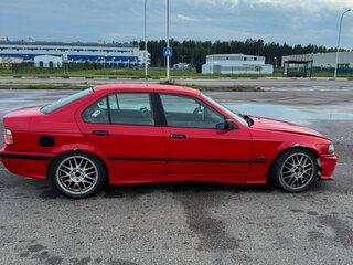1991 BMW 3 серии 318i III (E36), красный, 470000 рублей, вид 5