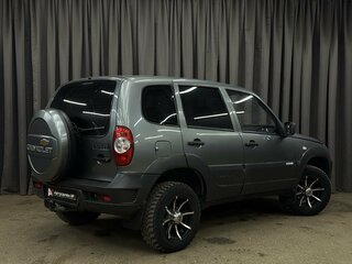2012 Chevrolet Niva I Рестайлинг, серый, 479777 рублей, вид 2
