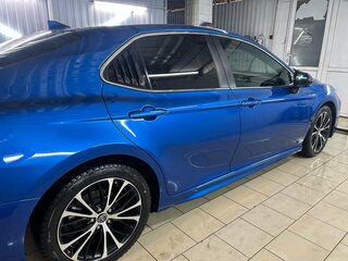 2018 Toyota Camry US Market VIII (XV70), синий, 2690000 рублей, вид 4