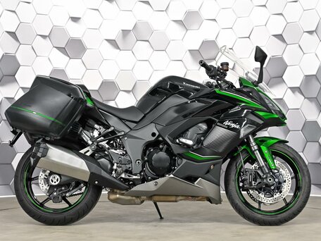 2022 Kawasaki Ninja 1000 SX, чёрный, 1199000 рублей, вид 3
