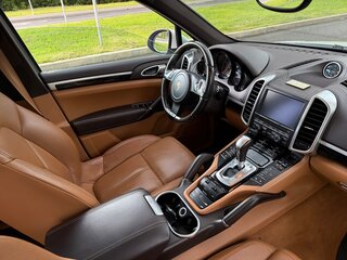 2013 Porsche Cayenne II (958), белый, 3100000 рублей, вид 3