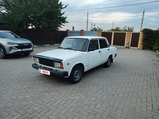 2008 Lada (ВАЗ) 2105, белый, 125000 рублей, вид 1