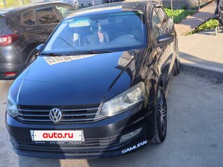 2017 Volkswagen Polo V Рестайлинг, чёрный, 700000 рублей, вид 2