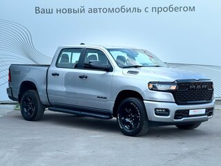 2025 Ram 1500 Crew Cab V Рестайлинг, серый, 7190000 рублей, вид 5