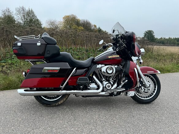 2010 Harley-Davidson Electra Glide, красный, 930000 рублей - вид 18