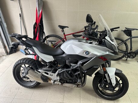 2020 BMW F 900 XR, белый, 900000 рублей, вид 2