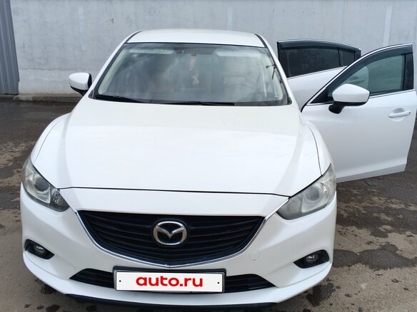 2017 Mazda 6 III (GJ) Рестайлинг, белый, 1570000 рублей