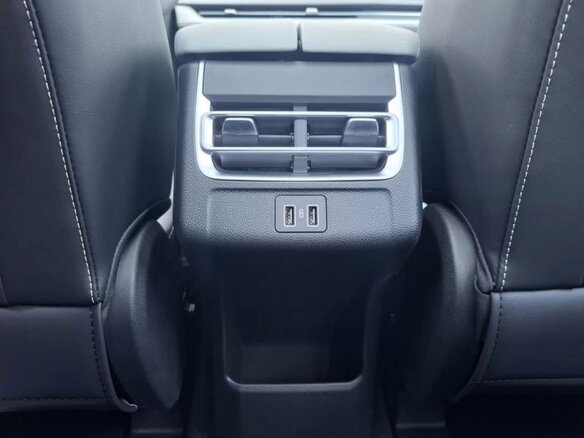 2024 Changan CS75 Plus III, серый, 3400000 рублей - вид 9