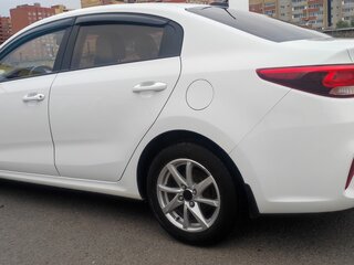 2018 Kia Rio IV, белый, 1350000 рублей, вид 5