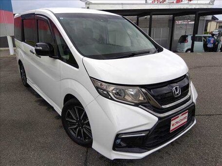 Honda Stepwgn V Рестайлинг