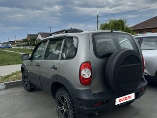 2014 Chevrolet Niva I Рестайлинг, серый, 550000 рублей, вид 3