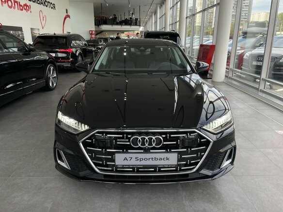 2026 Audi A7 L 45 TFSI II (4K), чёрный, 6900000 рублей - вид 5