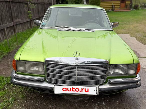 1978 Mercedes-Benz S-Класс 280 I (W116), зелёный, 700000 рублей - вид 1