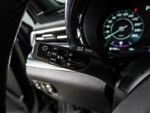 2020 Kia K5 III, синий, 2670000 рублей - вид 21