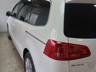 2012 Volkswagen Sharan II, белый, 1500000 рублей, вид 3