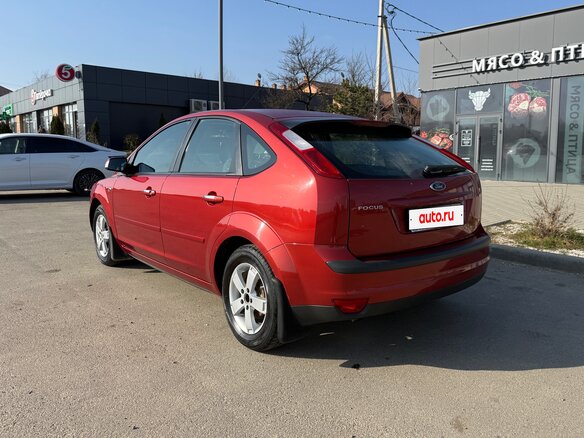2007 Ford Focus II, красный, 570000 рублей - вид 5