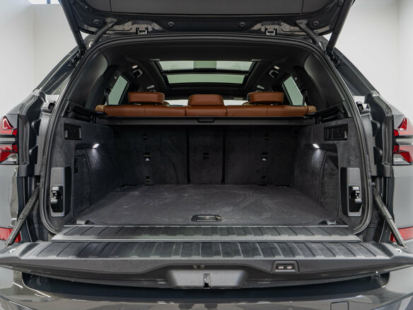 2025 BMW X5 40i IV (G05/G18) Рестайлинг, серый - вид 7