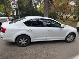 2016 Skoda Octavia III (A7), белый, 999999 рублей, вид 3