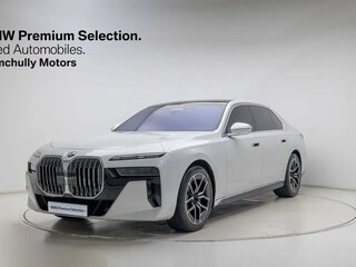 2026 BMW 7 серии 740 xDrive VII (G70) Рестайлинг, белый, 15175000 рублей, вид 1