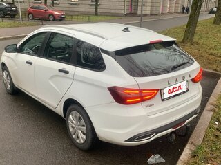 2024 Lada (ВАЗ) Vesta SW I Рестайлинг (NG), белый, 1400000 рублей, вид 3