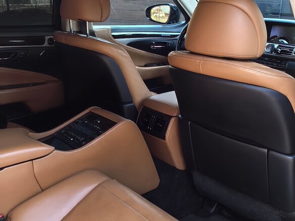 2014 Lexus LS Long 600h L IV Рестайлинг 2, чёрный, 2999000 рублей - вид 13