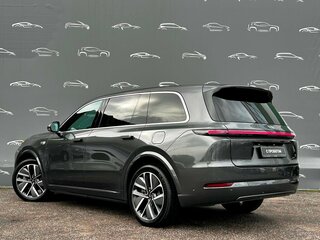 2024 Li Auto (Lixiang) L9 52.3 kWh I Рестайлинг, серый, 7330000 рублей, вид 4
