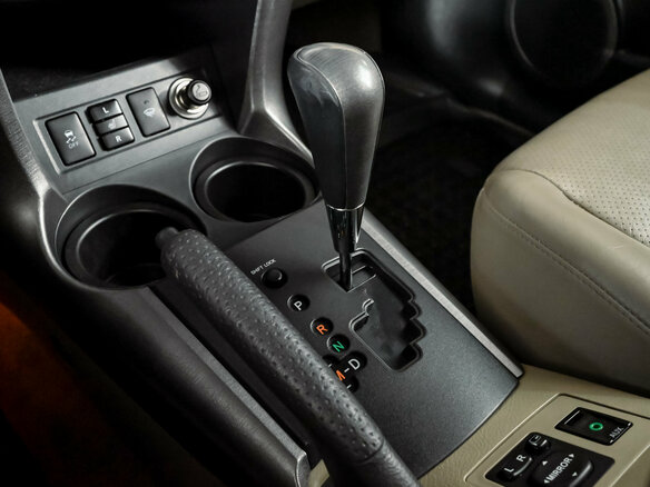 2011 Toyota RAV4 III (XA30) Рестайлинг, бежевый, 1470000 рублей - вид 20