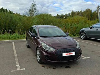 2013 Hyundai Solaris I, фиолетовый, 600000 рублей, вид 3