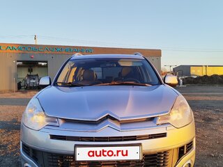 2008 Citroen C-Crosser, серебристый, 750000 рублей, вид 1