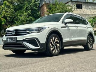 2023 Volkswagen Tiguan L II Рестайлинг (China Market), белый, 2430000 рублей, вид 3