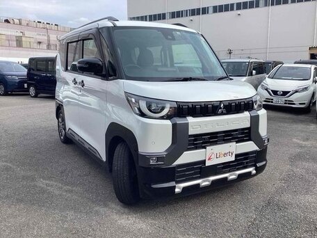 Mitsubishi Delica Mini I